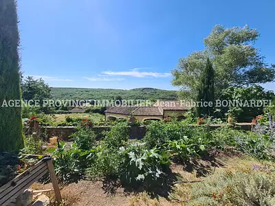 Maison, 184 m²