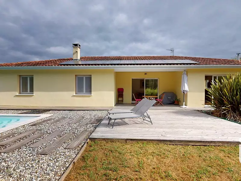 Maison, 131 m²