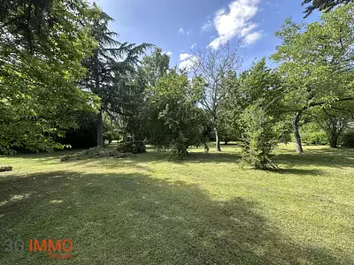 Terrain, 3 093 m²