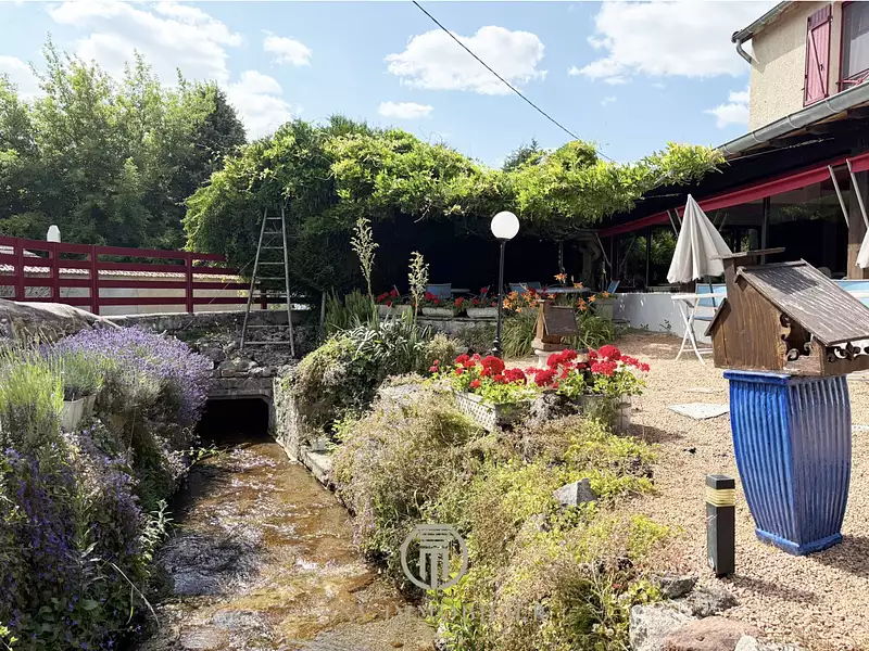 Maison, 285 m²