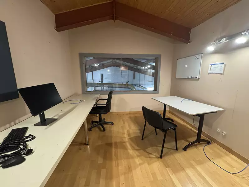 Divers, 594 m²