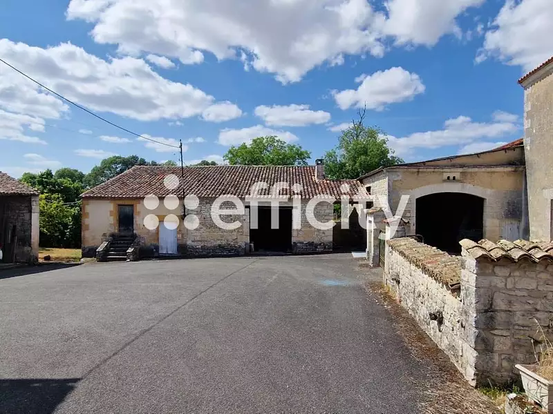 Maison, 165 m²