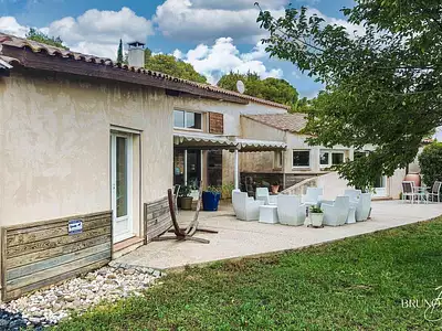 Maison, 326 m²