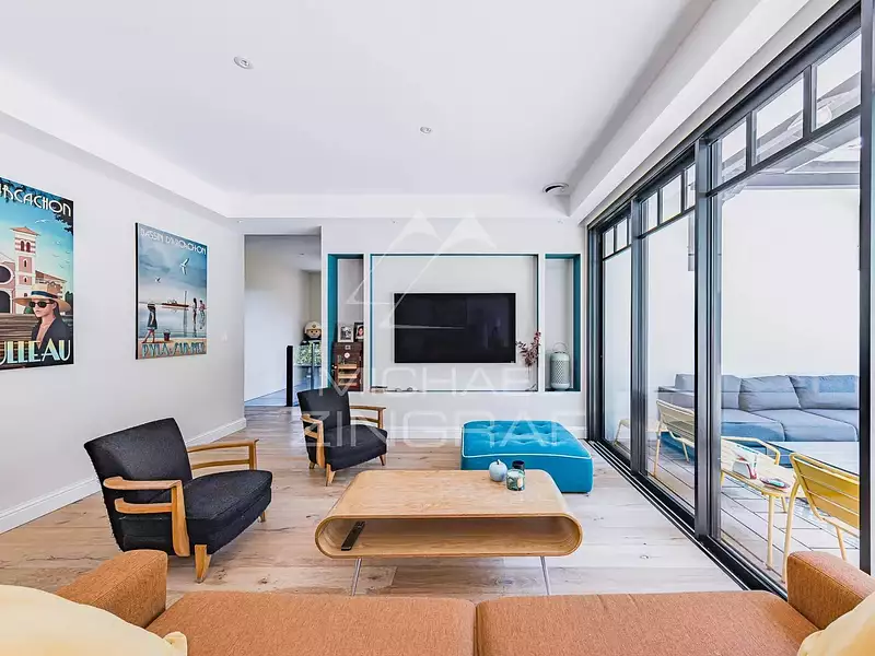 Maison, 198 m²