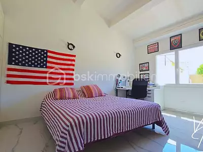 Maison, 243 m²