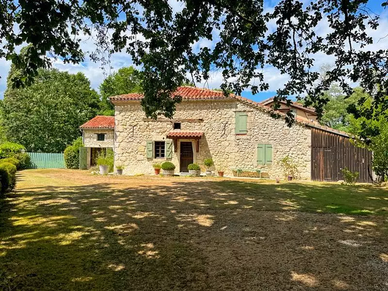 Maison, 301 m²