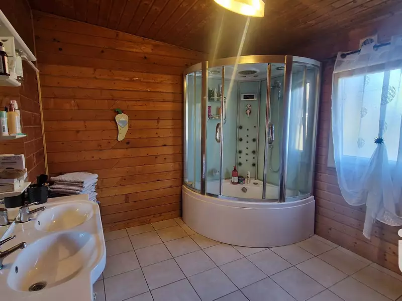 Maison, 114 m²