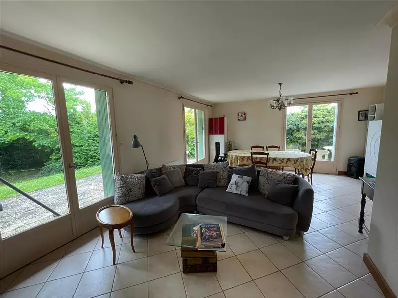 Maison, 194 m²
