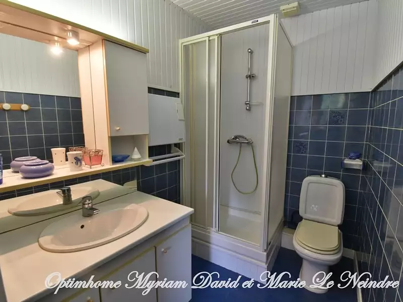 Maison, 253 m²