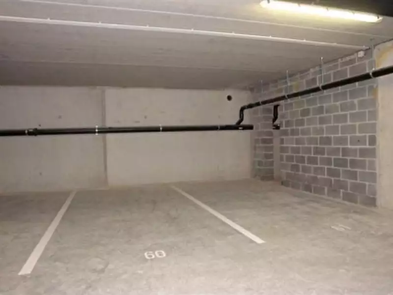 Parking, 14 m²