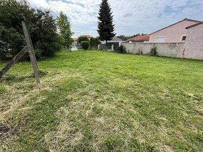Terrain, 600 m²
