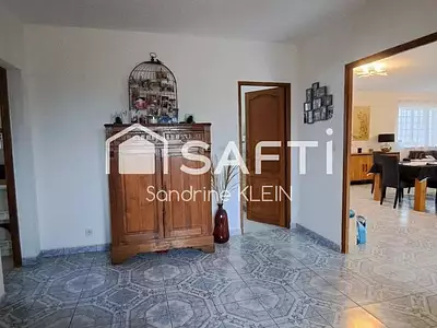 Maison, 237 m²