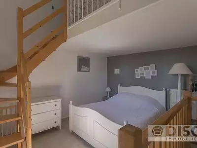 Maison, 248 m²