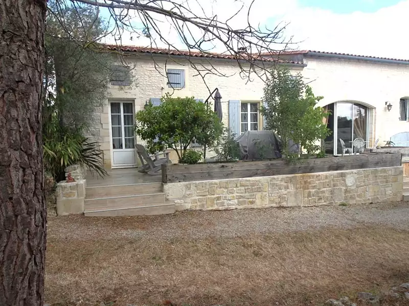 Maison, 197 m²