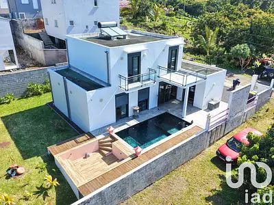Maison, 146 m²