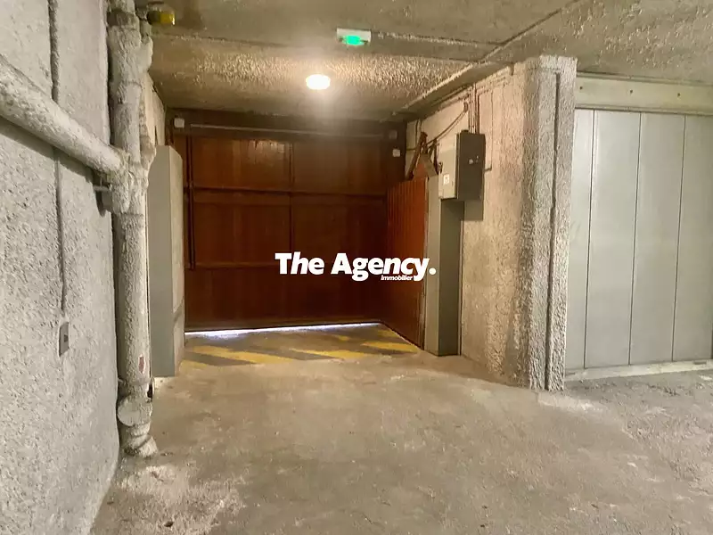Parking, 13 m²