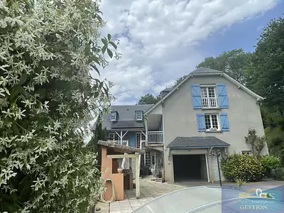 Maison, 267 m²