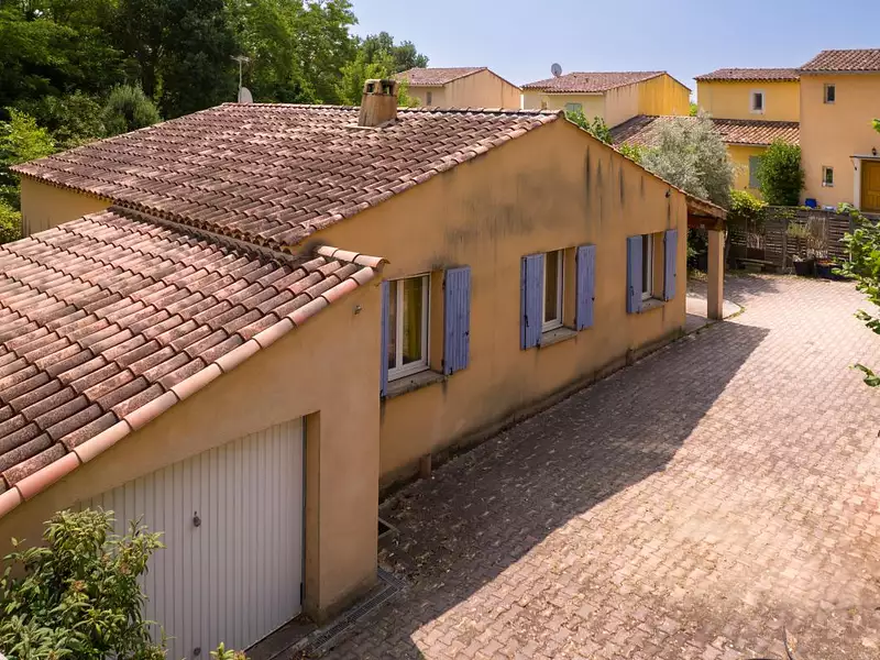 Maison, 104 m²