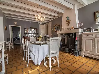 Maison, 346 m²