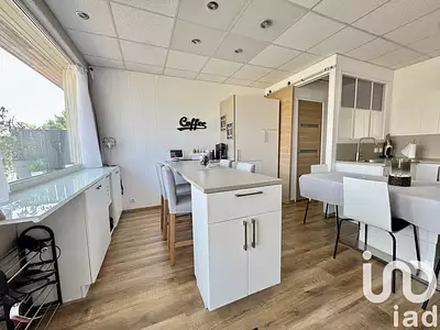 Maison, 204 m²