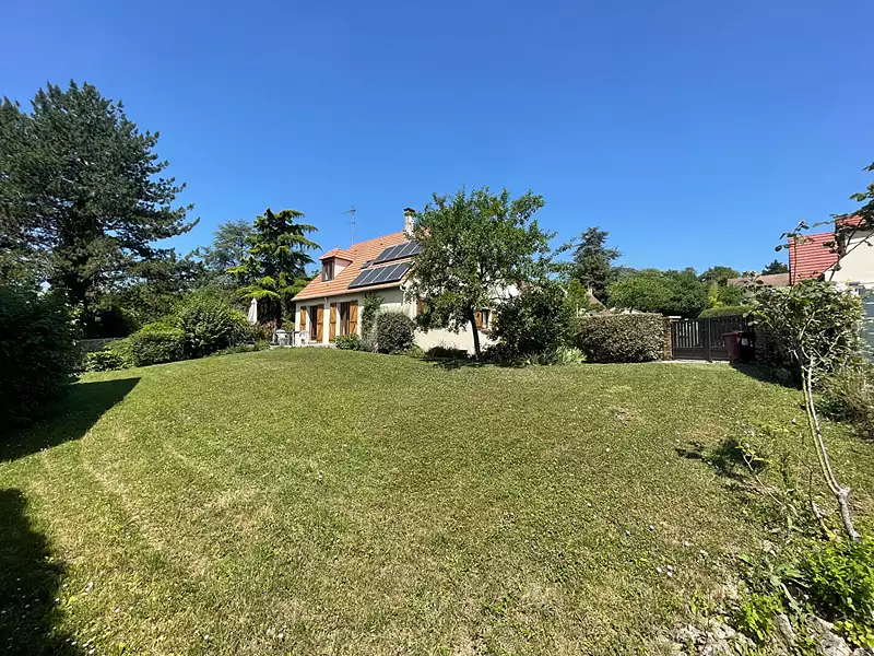 Maison, 115 m²