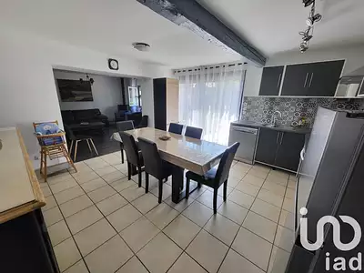 Maison, 255 m²