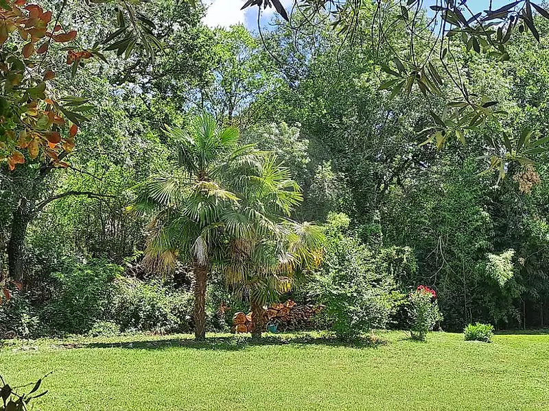 Maison, 780 m²