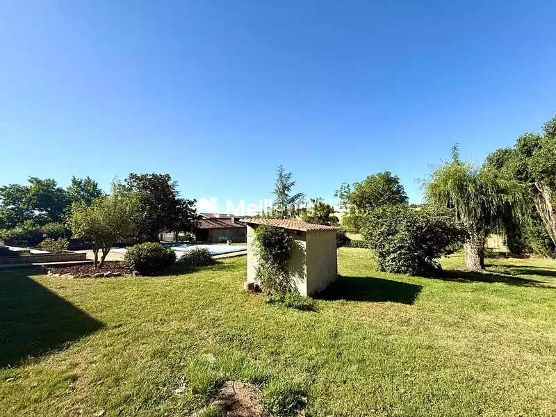 Maison, 248 m²