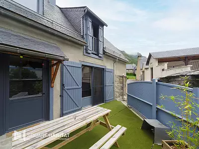 Maison, 374 m²