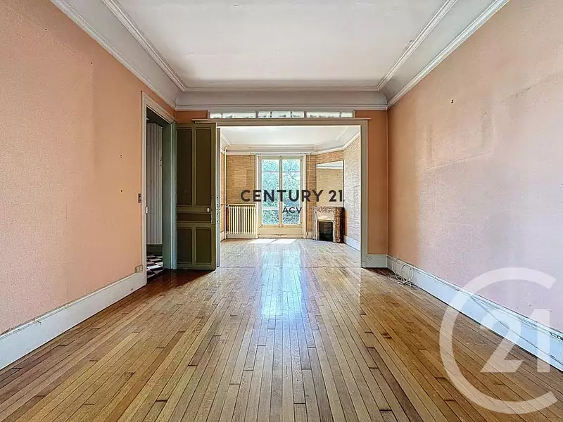 Maison, 180 m²