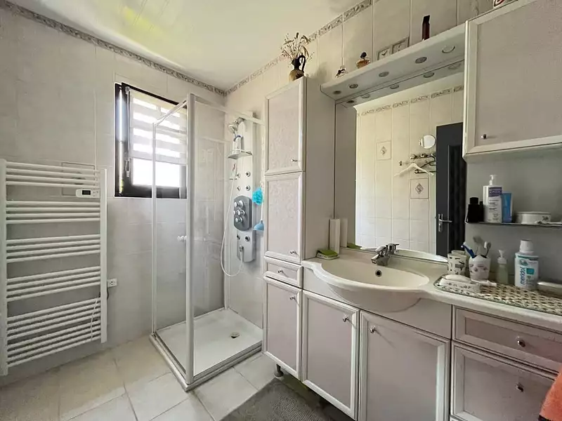 Maison, 77 m²