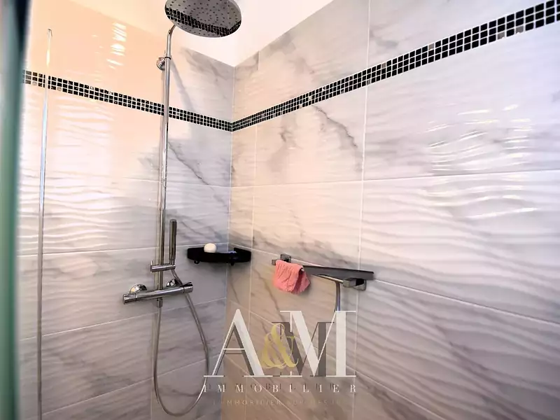Maison, 162 m²