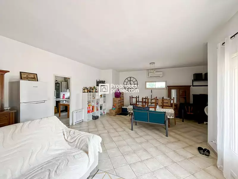 Maison, 220 m²