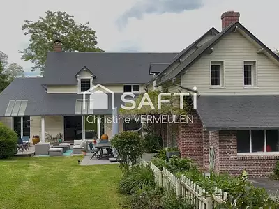Maison, 255 m²