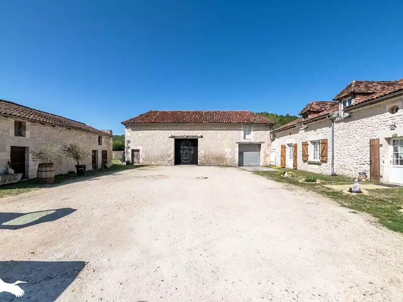 Maison, 285 m²