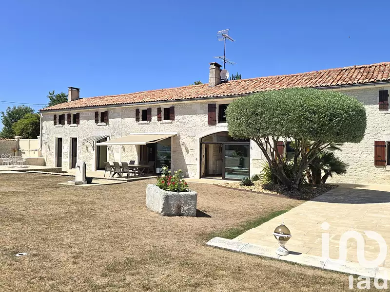 Maison, 382 m²
