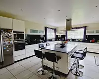 Maison, 230 m²