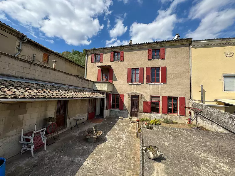 Maison, 224,08 m²
