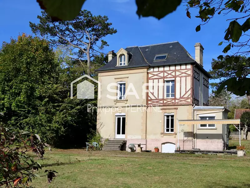 Maison, 165 m²