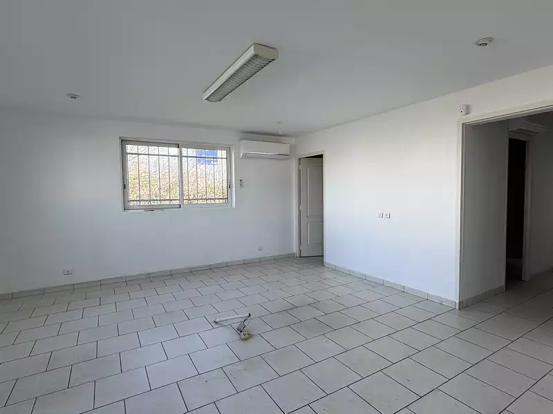 Immeuble, 285 m²