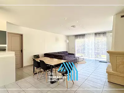 Maison, 93 m²
