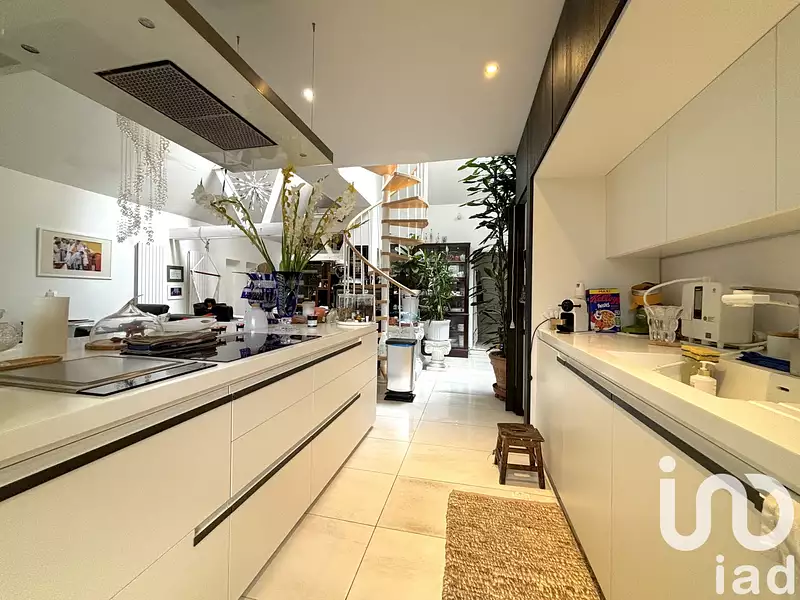 Appartement, 230 m²