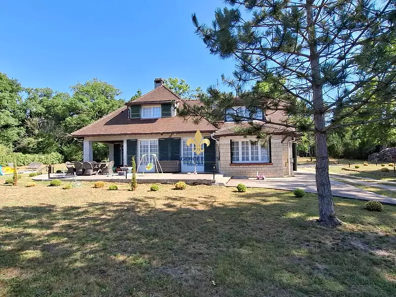 Maison, 195 m²
