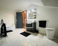 Maison, 281 m²