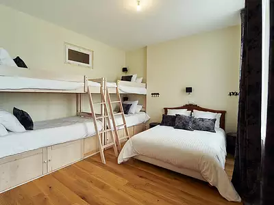 Maison, 342 m²