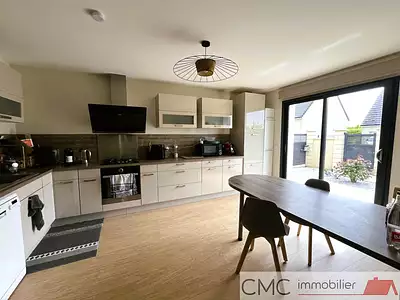Maison, 170 m²
