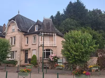 Maison, 240 m²