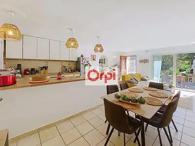 Maison, 156 m²