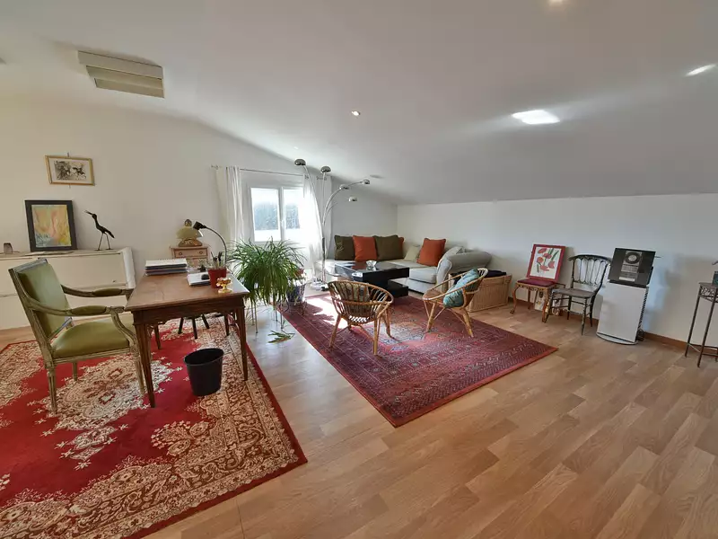 Maison, 185 m²