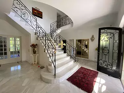 Maison, 313 m²